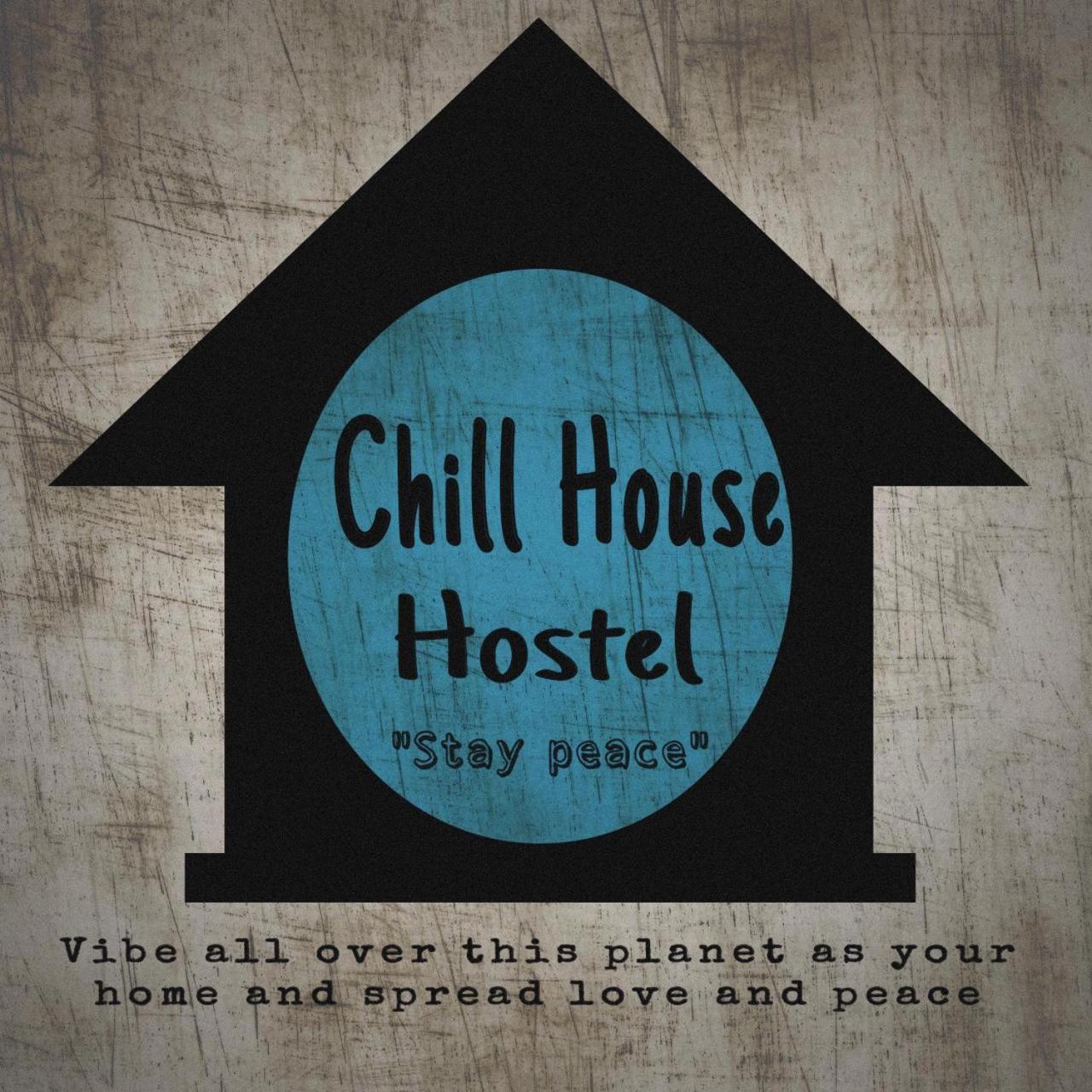 Chill House Hostel アヌラーダプラ エクステリア 写真